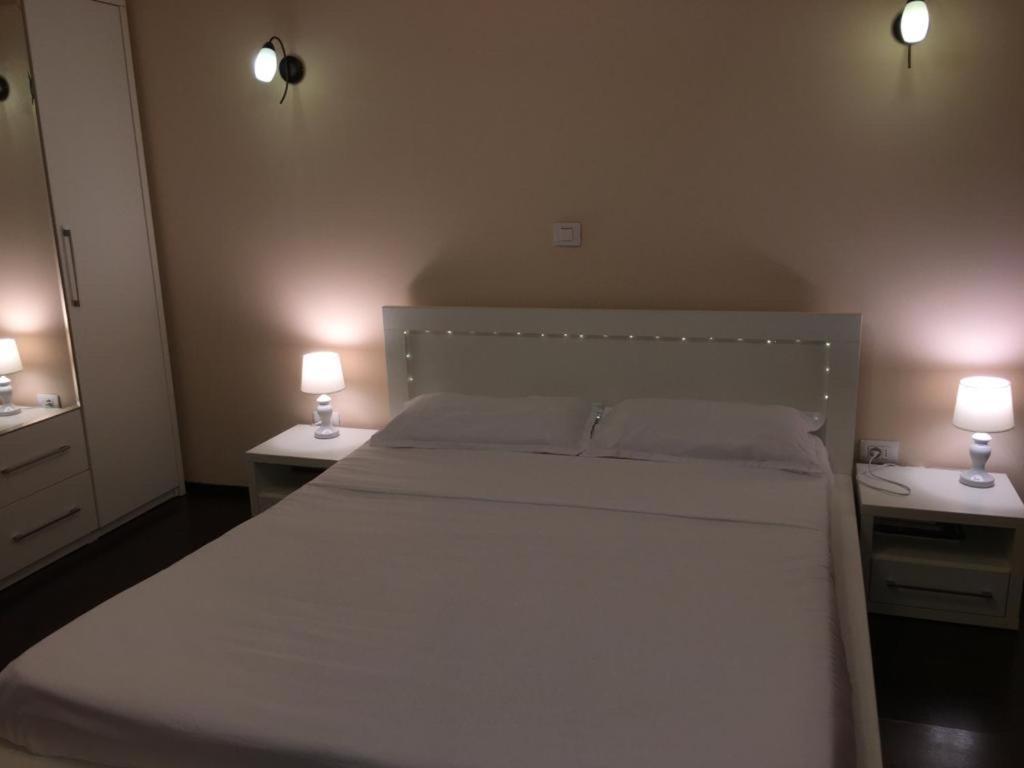 Sea Escape Apartment 마마이아 외부 사진
